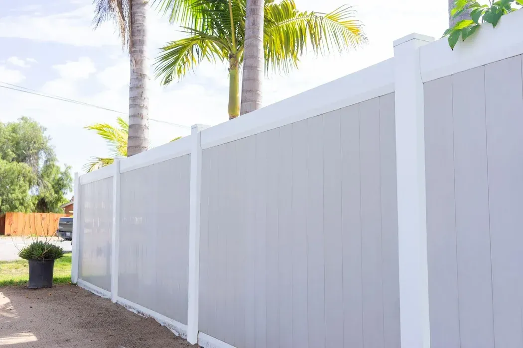 Pressure Pros residential fence cleaning in Orlando
